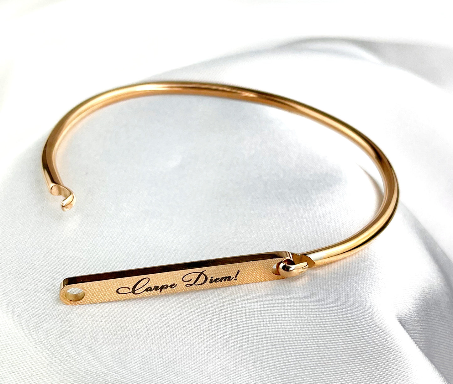 Personalizable stainless steel bangle - engraving - color rose gold…