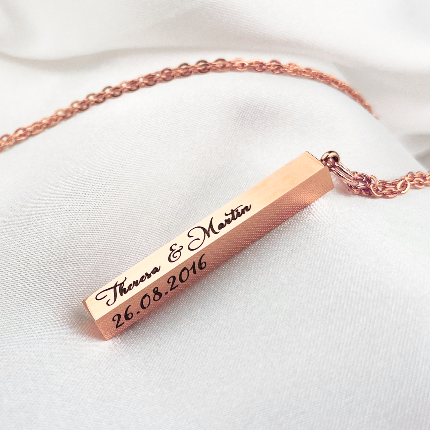 3D vertical burl chain with engraving / gold, silver or rosegold