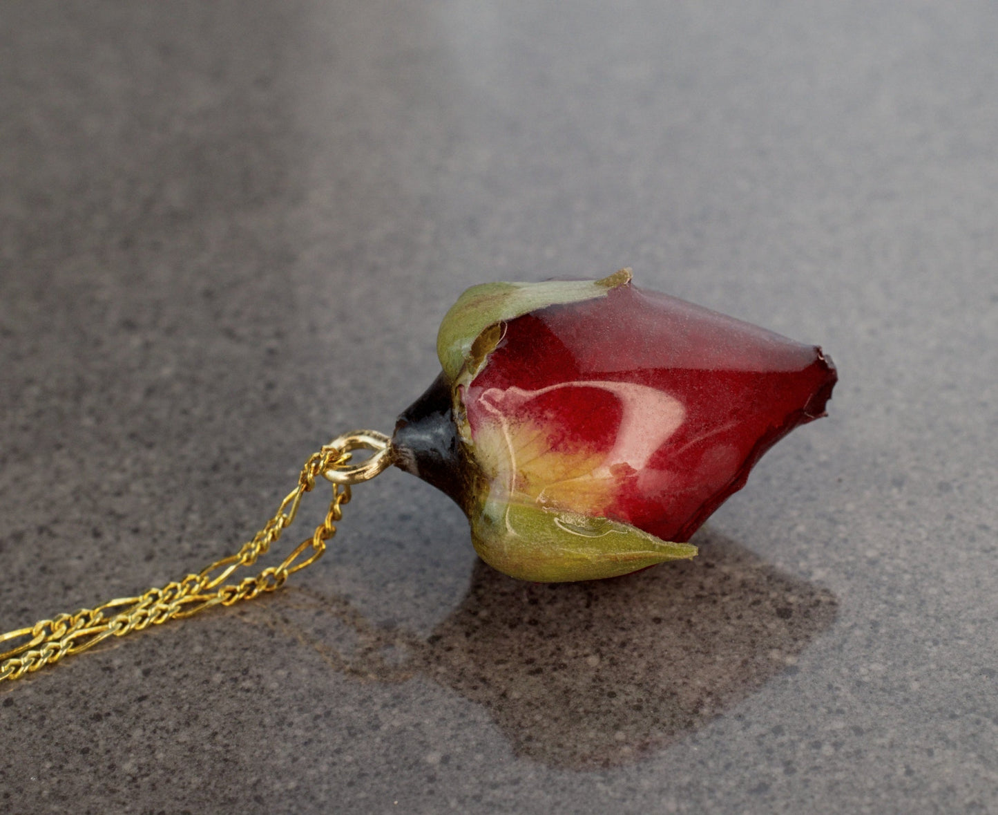 Real Red Rosenknoss — 925 Sterling Silver Gold Plated Chain