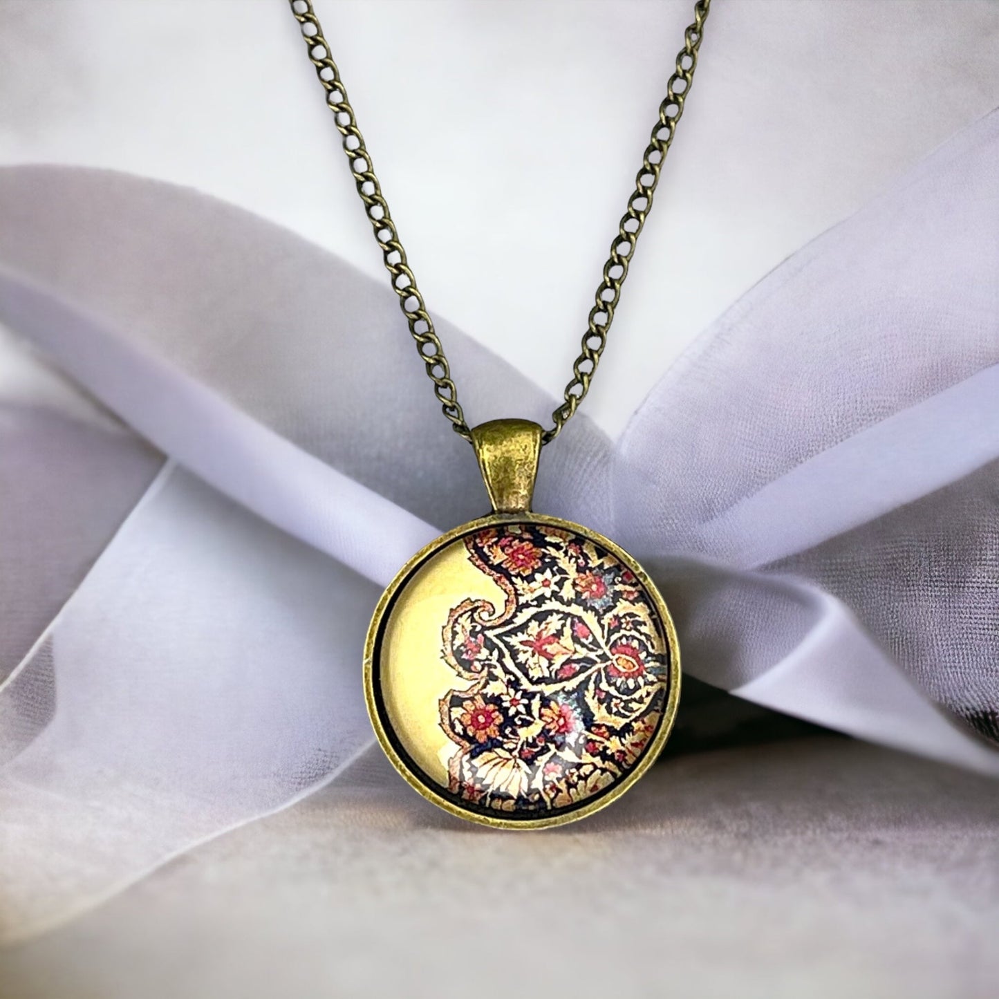 Oriental carpet bronze chain